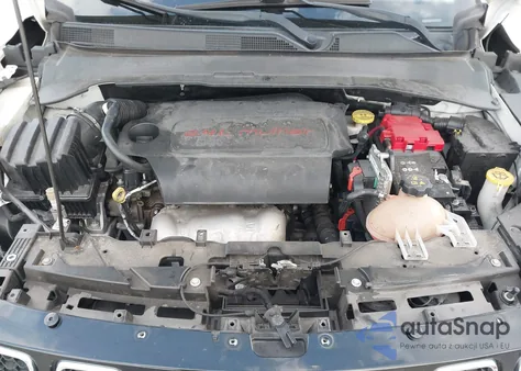 2020 Jeep Compass Latitude Fwd z USA, uszkodzony, nr VIN 3C4NJCBB1LT176954